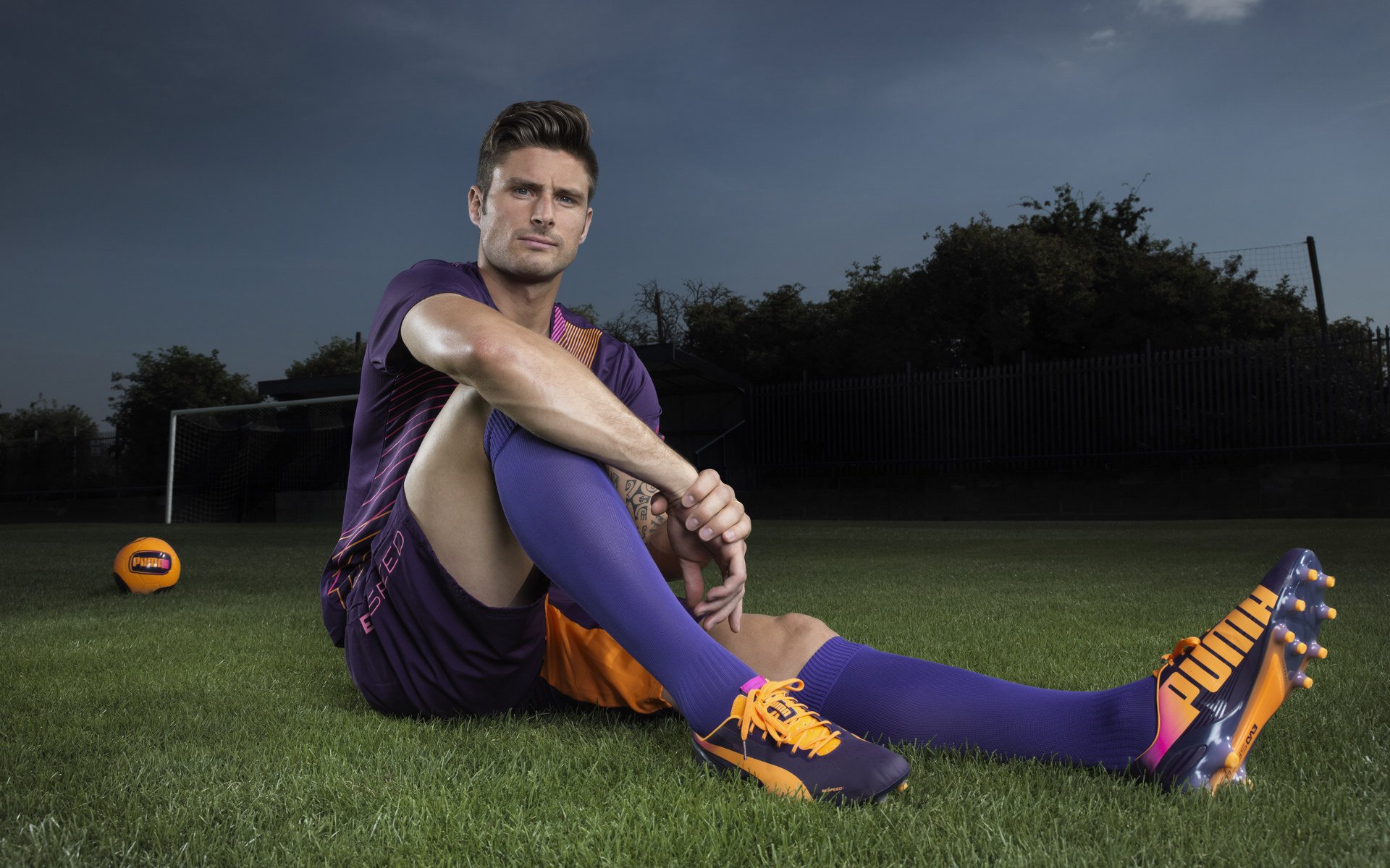 九游jiuyou-再见皇马！2亿巨星彻底失宠！一进一出解决内讧，挖英超头牌替代